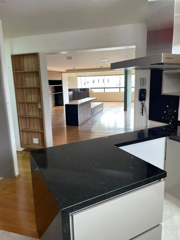 Apartamento, 3 quartos, 200 m² - Foto 4