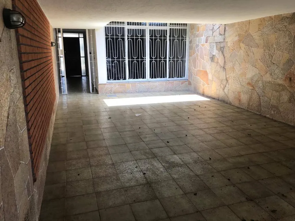 Casa, 3 quartos, 230 m² - Foto 1