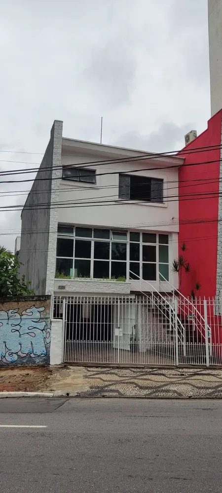Casa, 3 quartos, 200 m² - Foto 1