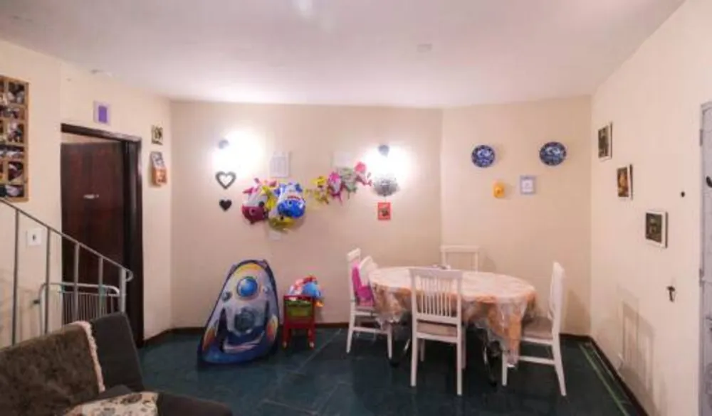 Casa, 3 quartos, 200 m² - Foto 2