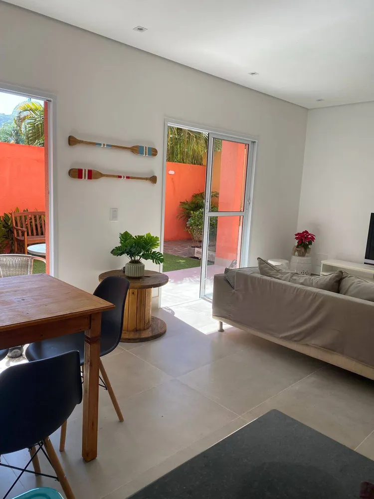 Casa, 3 quartos, 172 m² - Foto 2