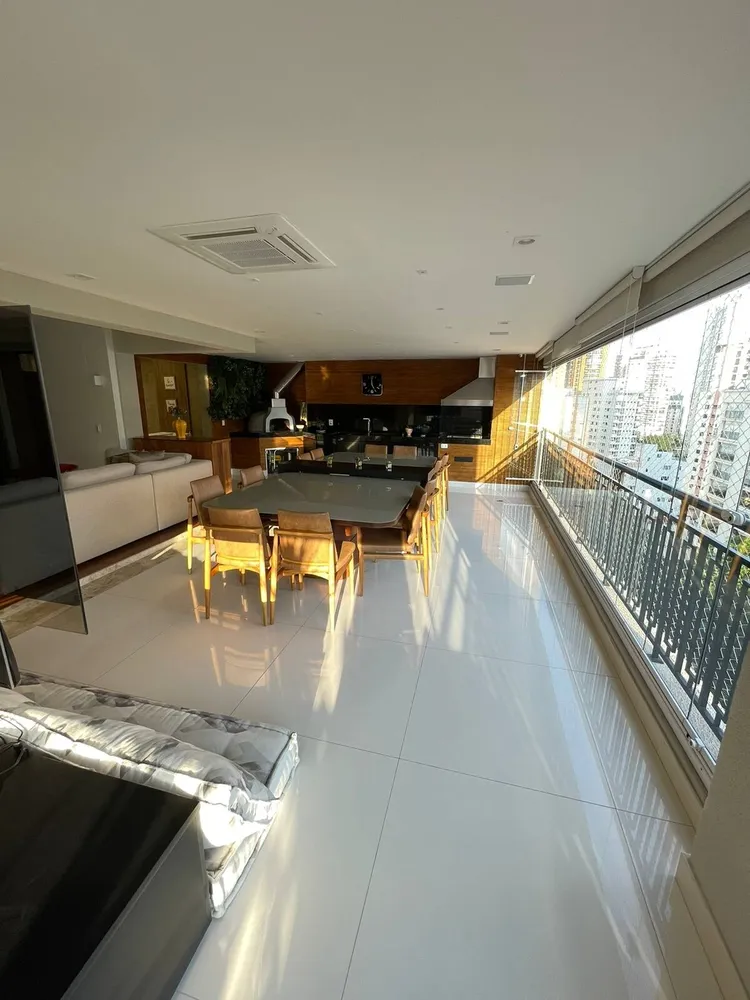 Apartamento, 4 quartos, 250 m² - Foto 1