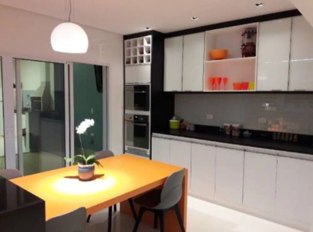 Casa, 3 quartos, 234 m² - Foto 3