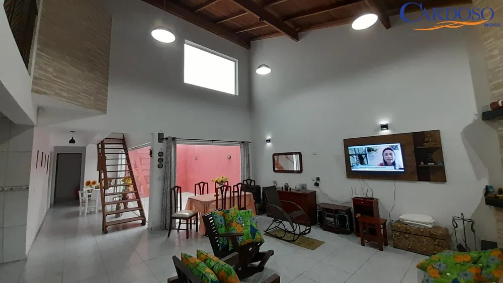 Casa, 4 quartos, 210 m² - Foto 4