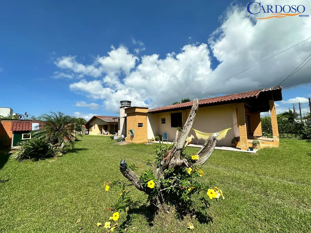 Casa, 6 quartos, 150 m² - Foto 3