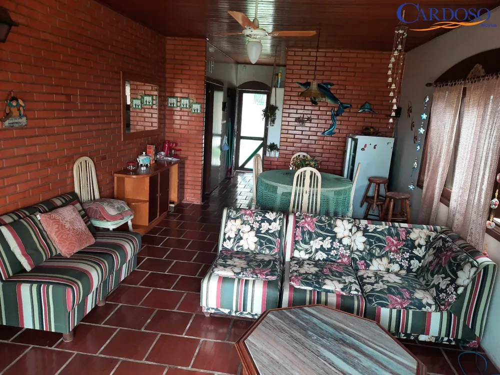 Casa, 4 quartos, 185 m² - Foto 2