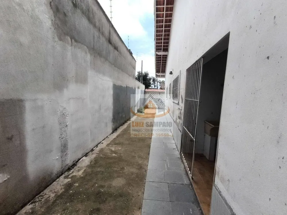 Casa, 7 quartos, 218 m² - Foto 1