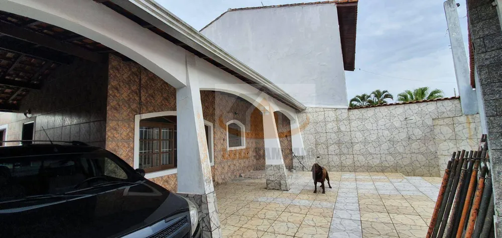Casa, 4 quartos, 180 m² - Foto 1