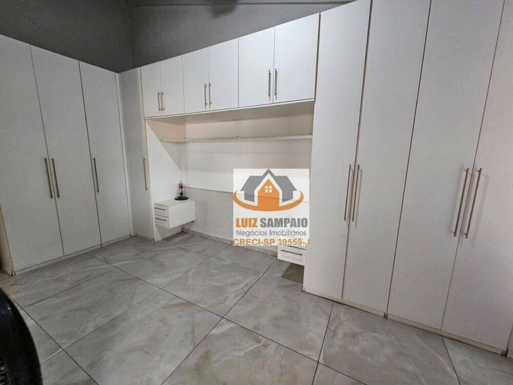 Sobrado, 3 quartos, 233 m² - Foto 3