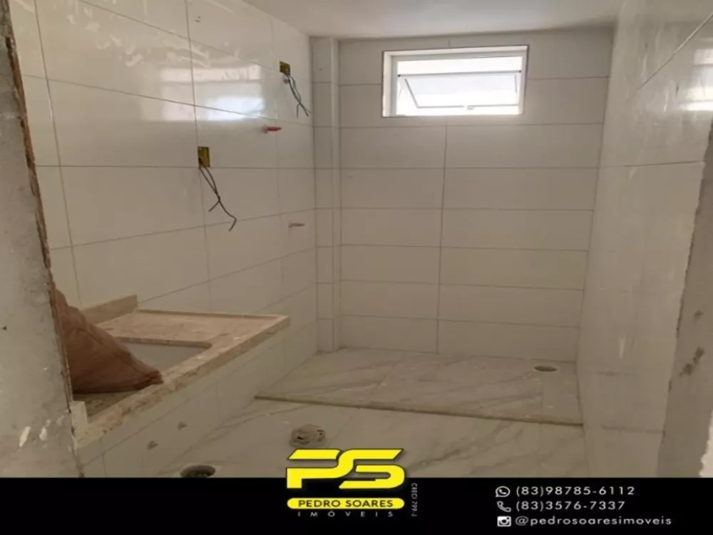 Apartamento à venda com 2 quartos, 67m² - Foto 4