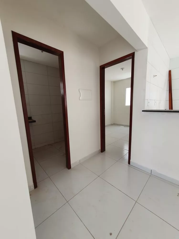 Casa à venda com 2 quartos, 45m² - Foto 4