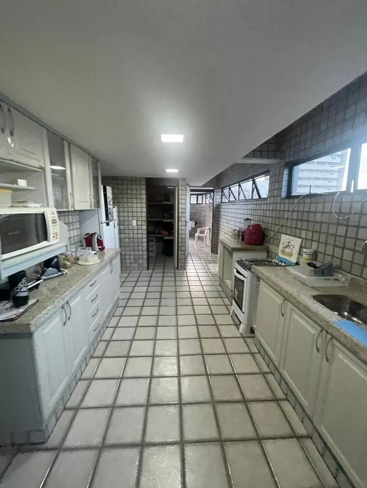 Apartamento à venda com 4 quartos, 450m² - Foto 4