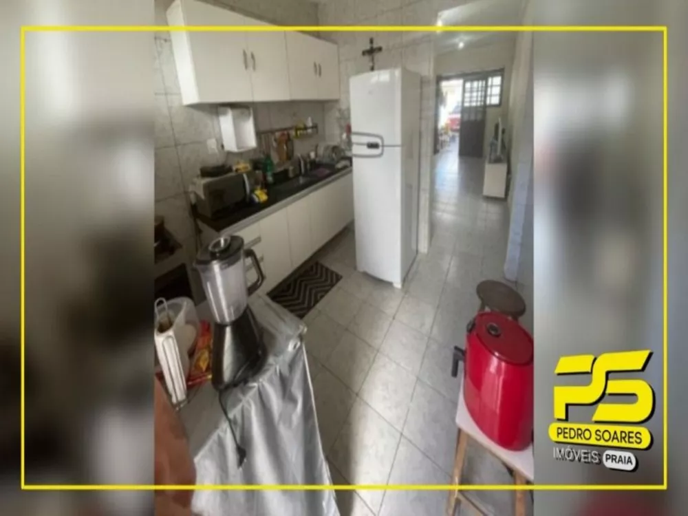 Casa à venda com 3 quartos, 179m² - Foto 3