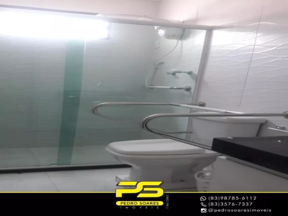 Casa de Condomínio para alugar com 5 quartos, 215m² - Foto 2