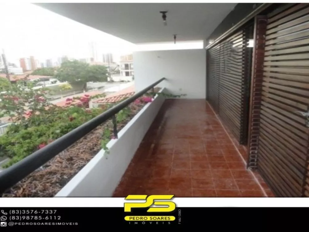 Casa à venda com 5 quartos, 250m² - Foto 4