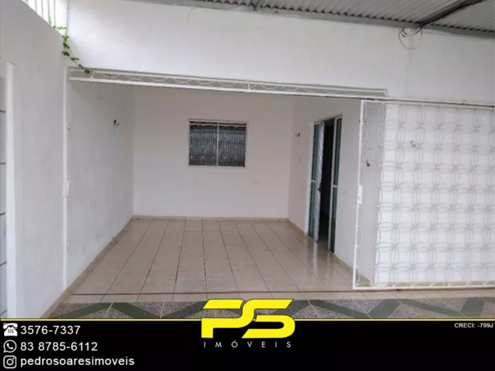 Casa à venda com 4 quartos, 150m² - Foto 2