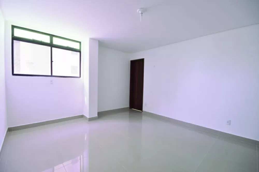 Apartamento para alugar com 3 quartos, 236m² - Foto 3