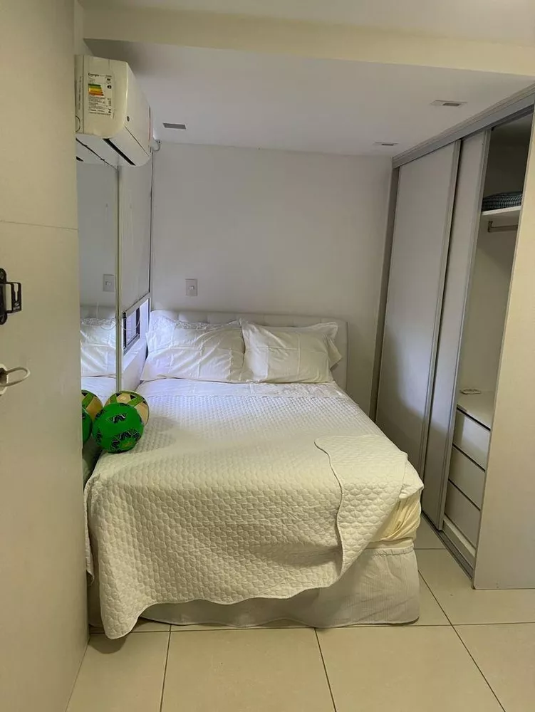 Apartamento para alugar com 4 quartos, 202m² - Foto 3