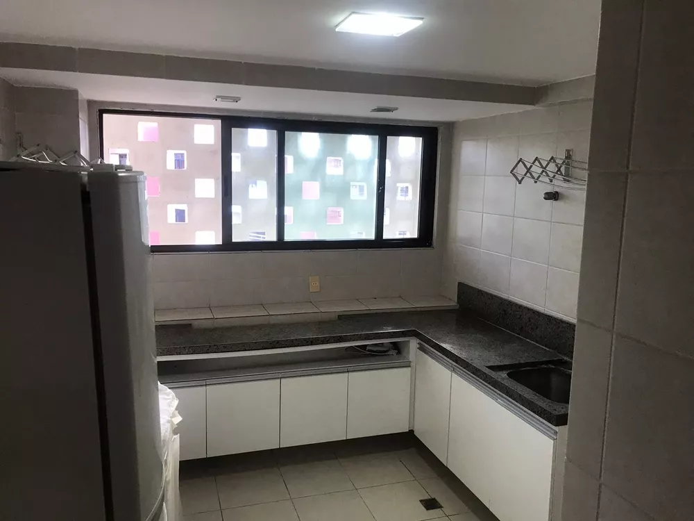 Apartamento à venda com 5 quartos, 284m² - Foto 2