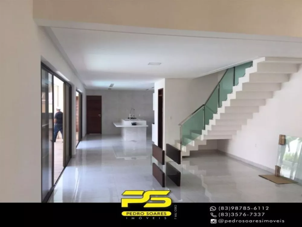 Casa de Condomínio à venda com 4 quartos, 395m² - Foto 2