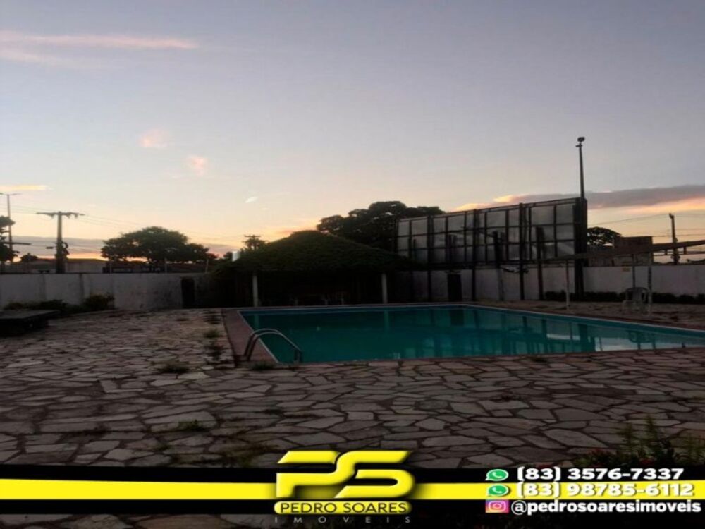 Casa à venda com 3 quartos, 40000m² - Foto 2
