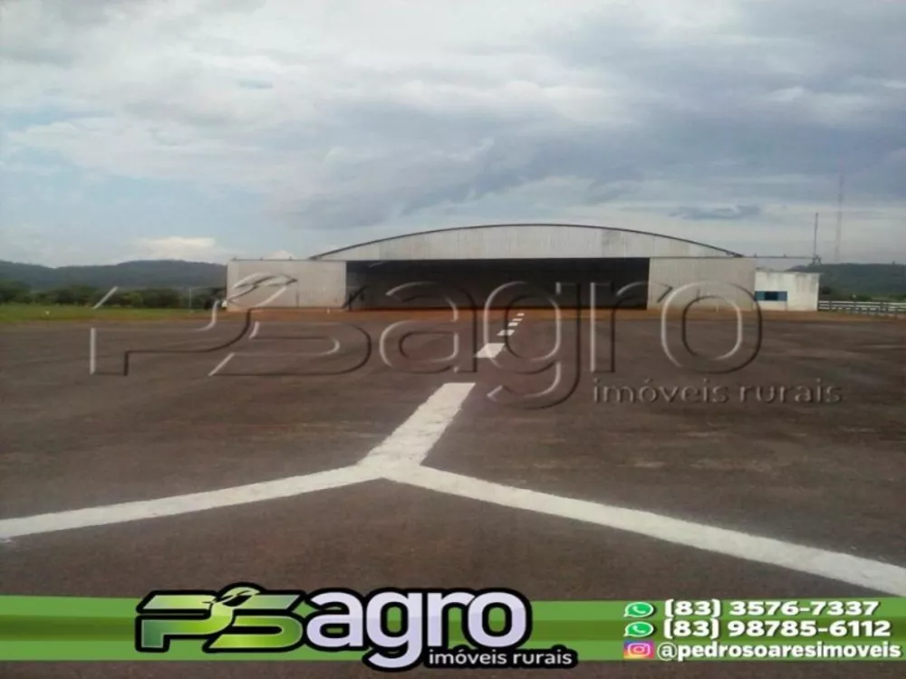 Fazenda à venda, 400000000m² - Foto 1