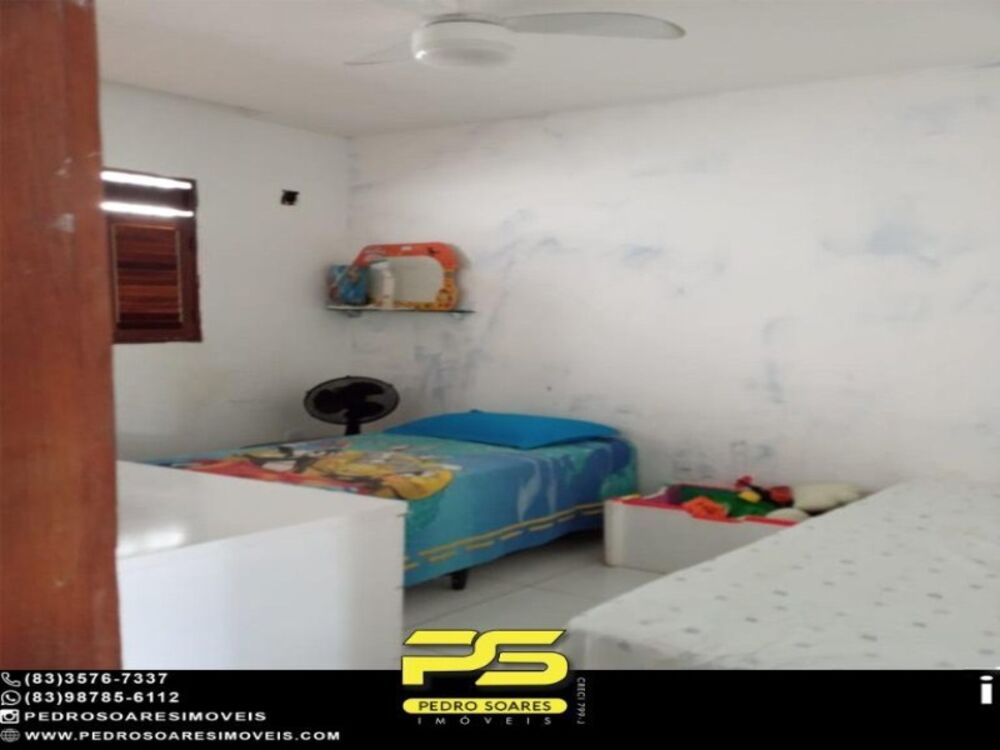Casa à venda com 3 quartos, 200m² - Foto 4