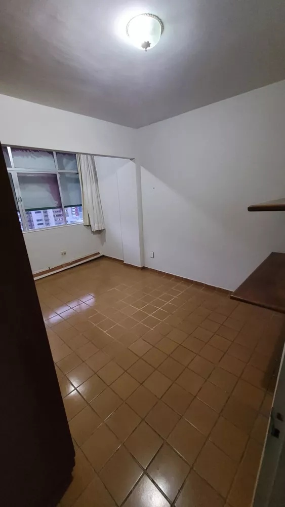 Apartamento à venda com 3 quartos, 124m² - Foto 2