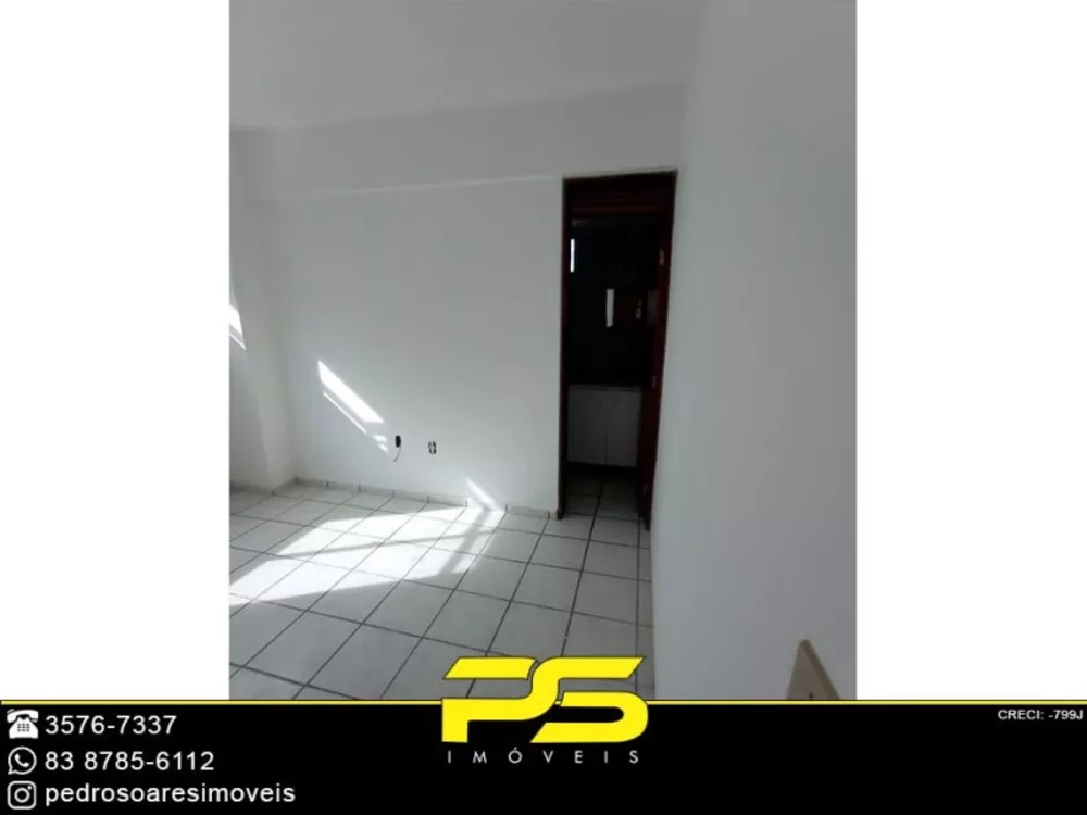 Apartamento à venda com 3 quartos, 111m² - Foto 3