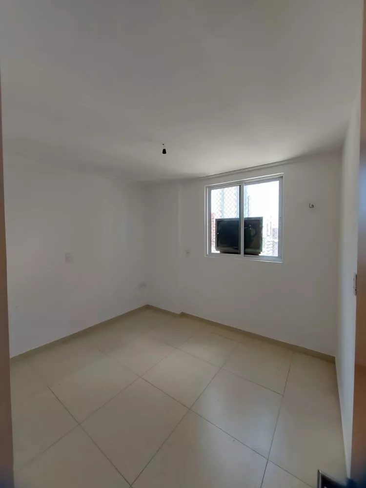 Apartamento à venda com 2 quartos, 60m² - Foto 2