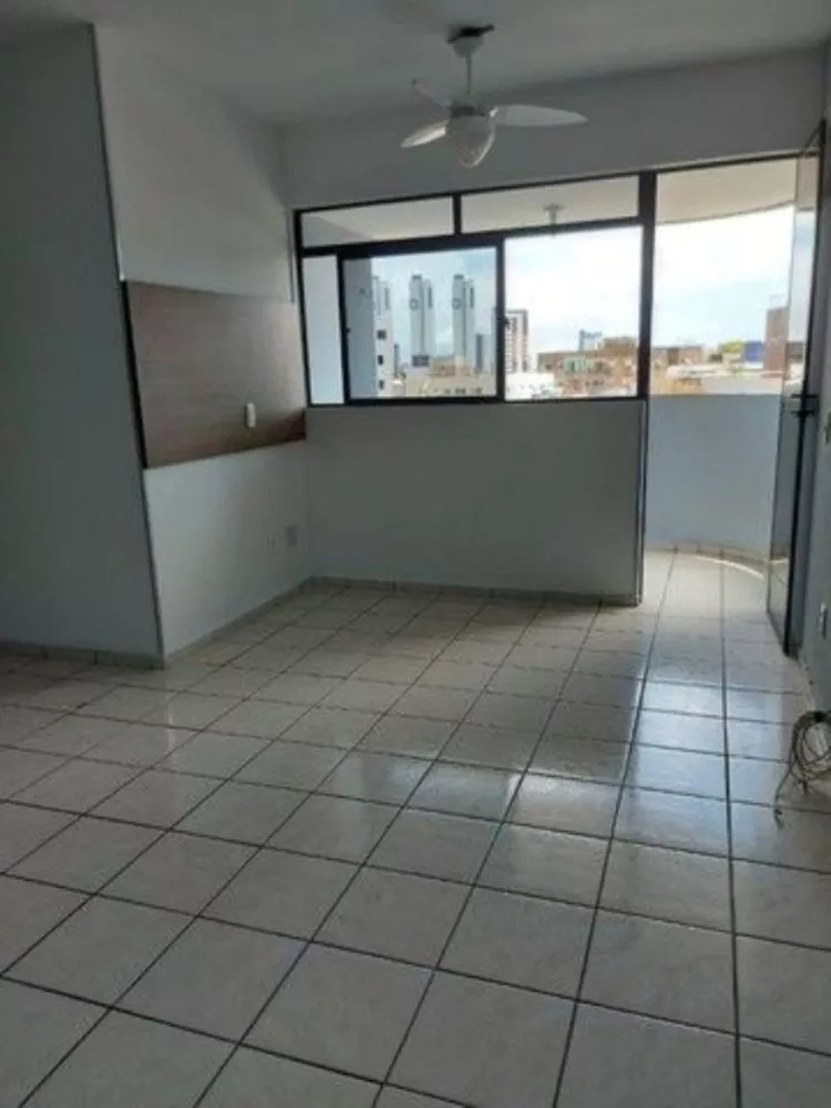 Apartamento à venda com 3 quartos, 81m² - Foto 1