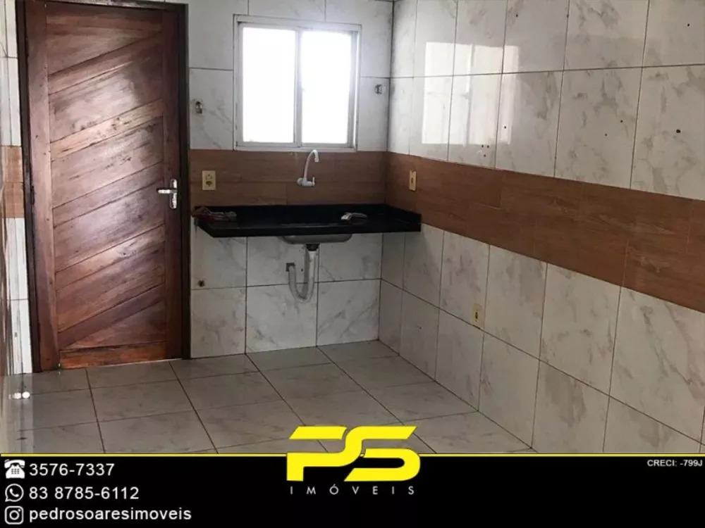 Casa à venda com 2 quartos, 120m² - Foto 4