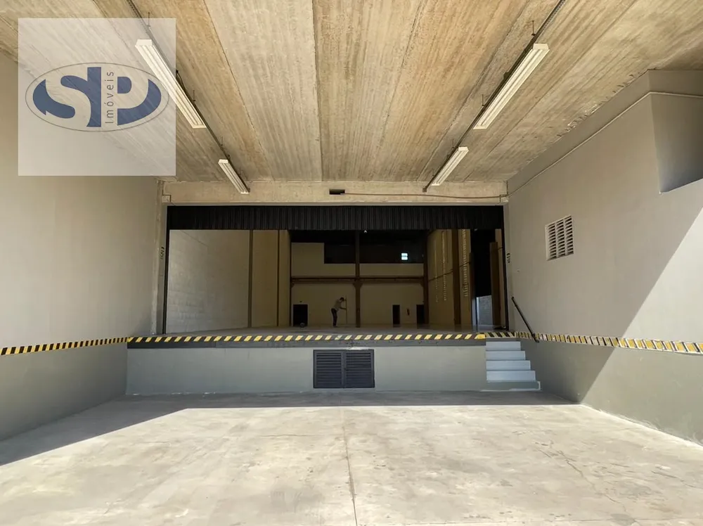 Depósito-Galpão, 1500 m² - Foto 1