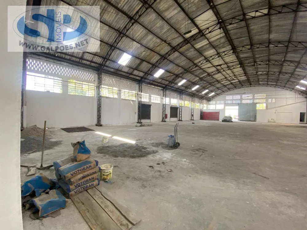 Depósito-Galpão, 2400 m² - Foto 1