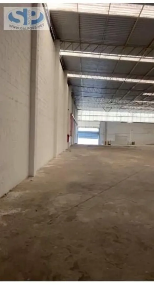 Depósito-Galpão, 1590 m² - Foto 1