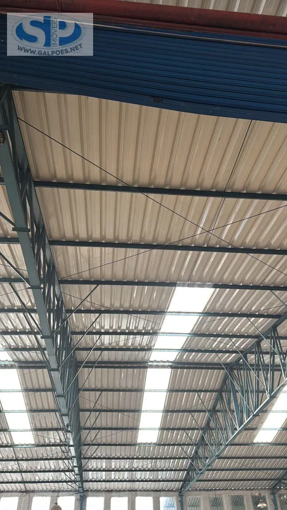 Depósito-Galpão, 64000 m² - Foto 1