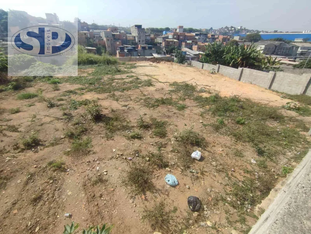 Loteamento e Condomínio, 700 m² - Foto 1