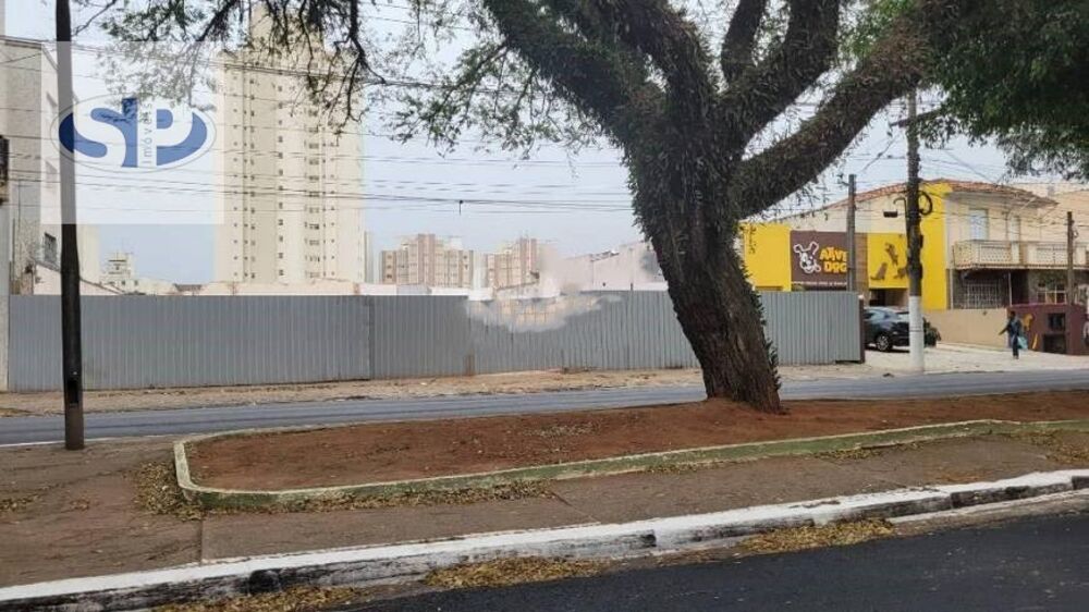 Loteamento e Condomínio, 1050 m² - Foto 2