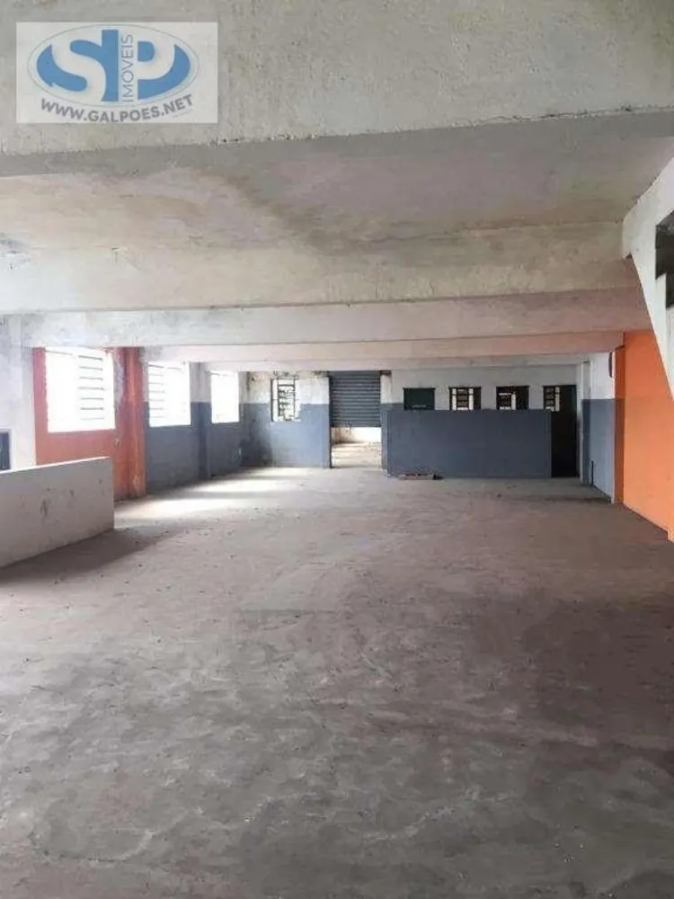Depósito-Galpão, 840 m² - Foto 1