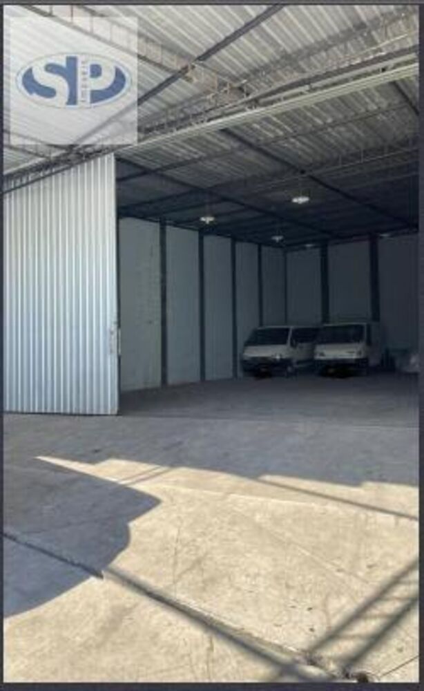 Depósito-Galpão, 1067 m² - Foto 1