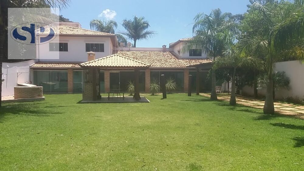 Casa, 4 quartos, 360 m² - Foto 1