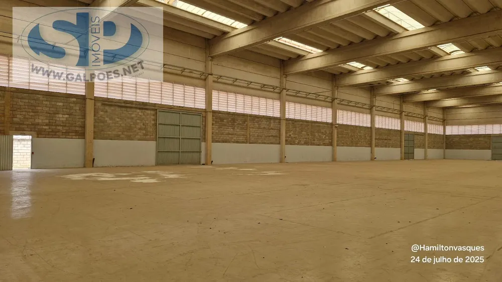 Depósito-Galpão, 3100 m² - Foto 1