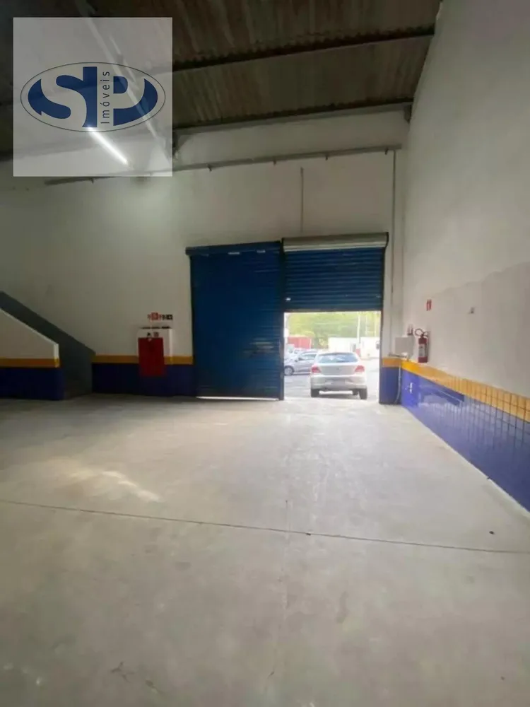 Depósito-Galpão, 328 m² - Foto 1