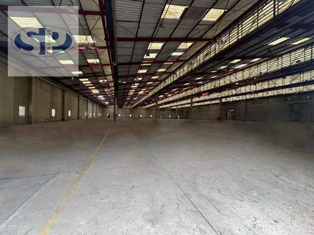 Depósito-Galpão, 11300 m² - Foto 1