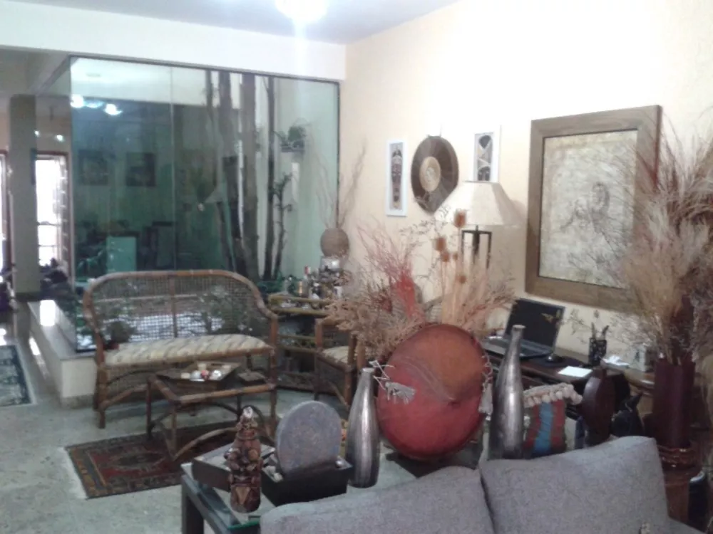 Sobrado à venda e aluguel com 3 quartos, 120m² - Foto 1