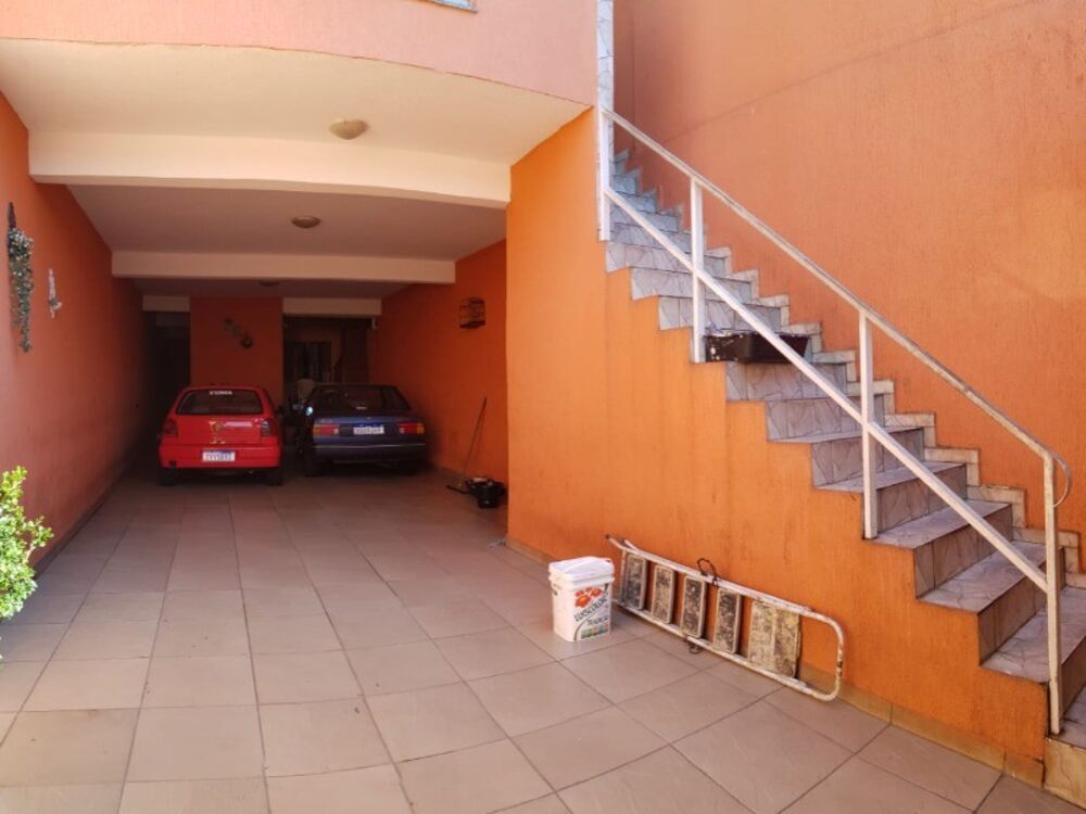 Casa, 3 quartos, 291 m² - Foto 1