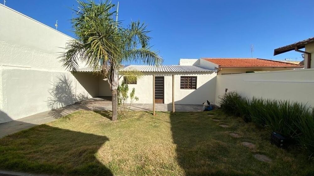 Casa à venda com 3 quartos, 141m² - Foto 3