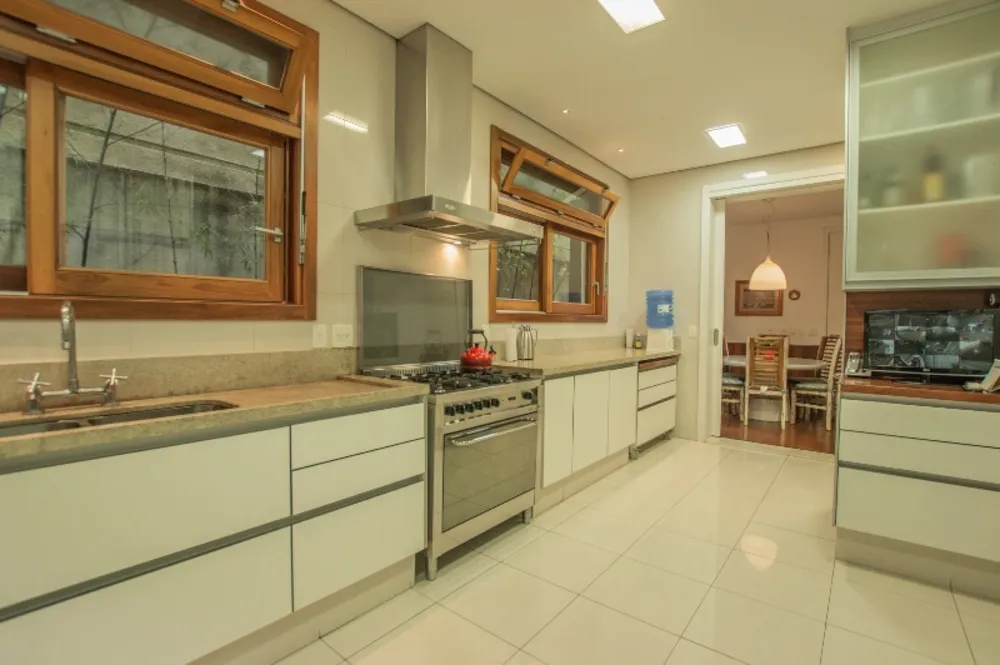 Casa, 4 quartos, 778 m² - Foto 3