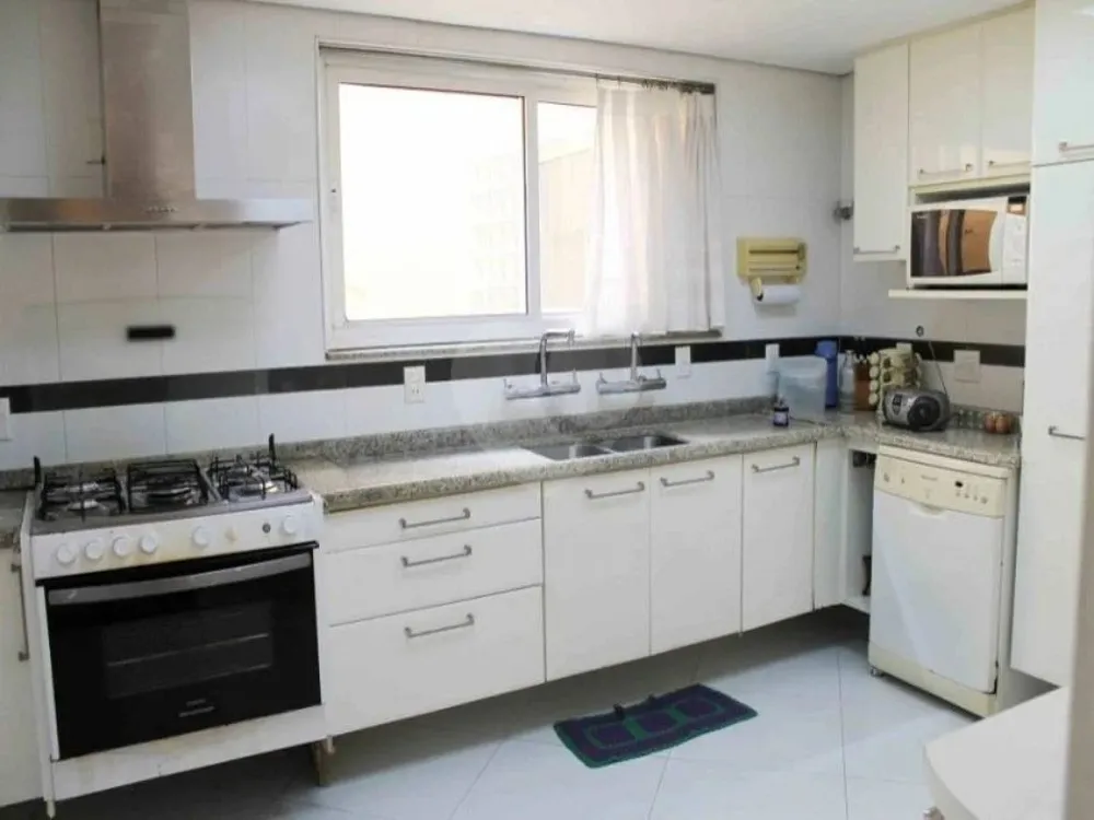 Sobrado, 3 quartos, 682 m² - Foto 23