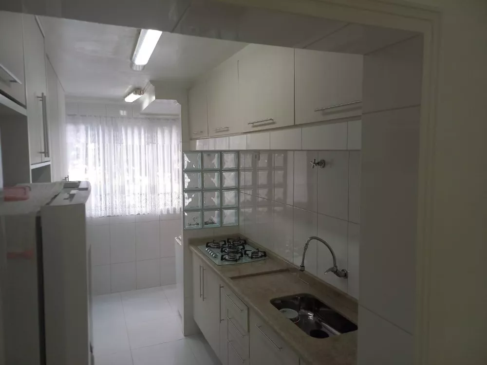 Apartamento à venda com 3 quartos, 98m² - Foto 7